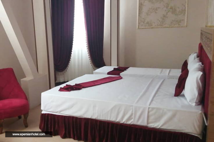 هتل علمدار مشهد اتاق سه تخته