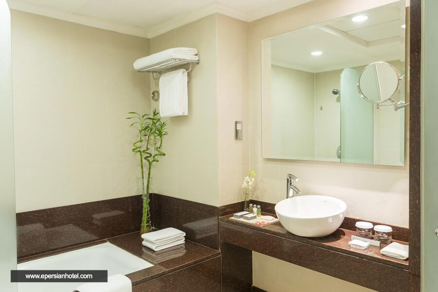 هتل کورال دیره دبی حمام 