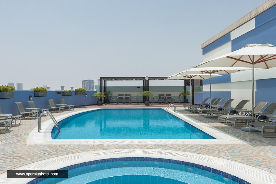 هتل کورال دیره دبی استخر 