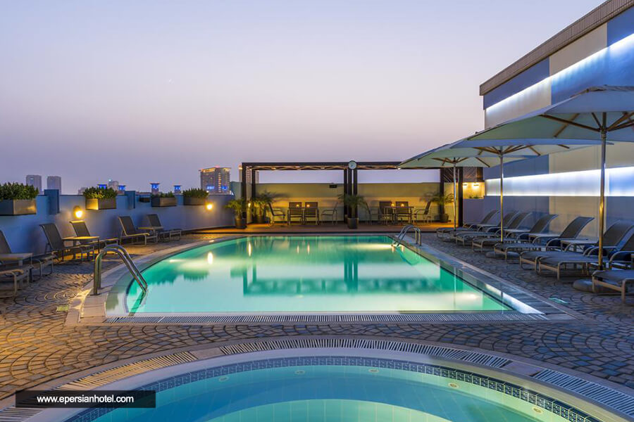 هتل کورال دیره دبی استخر 