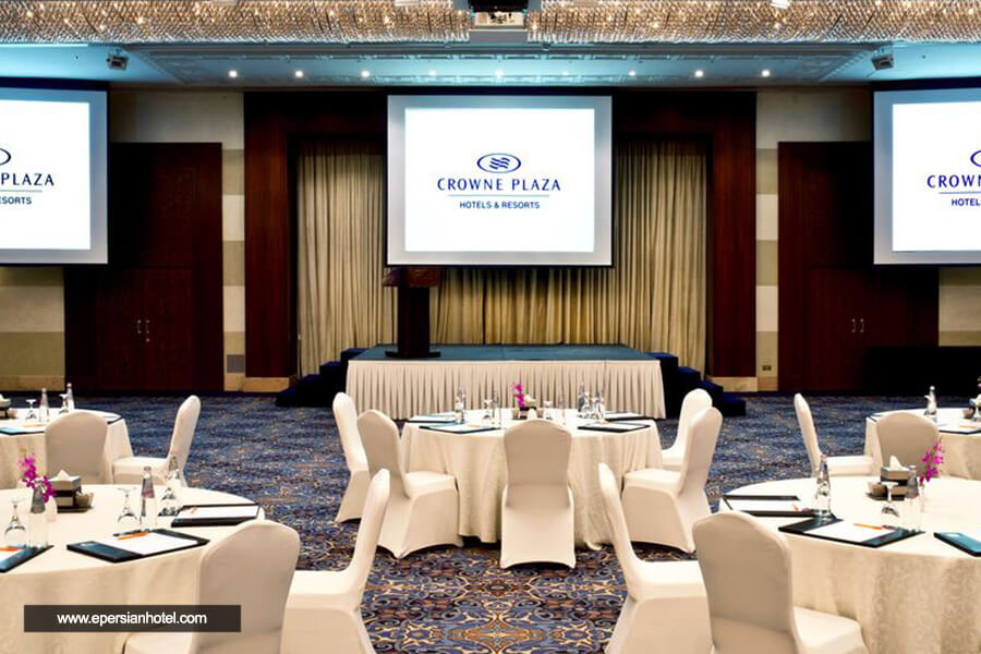 هتل کرون پلازا دیره دبی سالن کنفرانس 