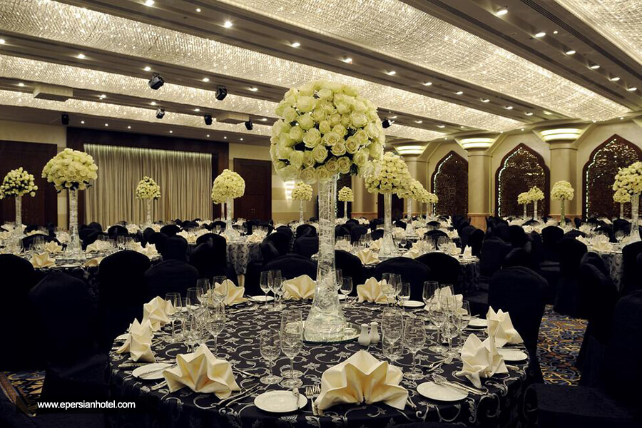 هتل کرون پلازا دیره دبی تالار پذیرایی 