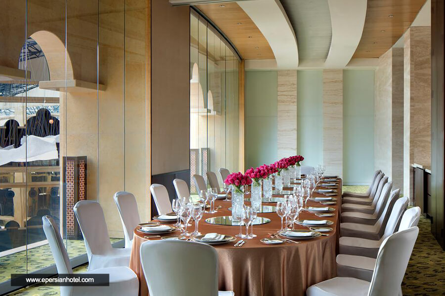 هتل د اچ دبی رستوران 