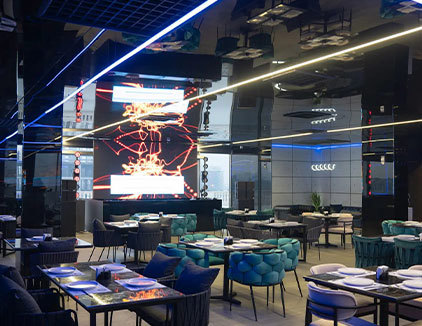 کافه رستوران اسکای لند کیش