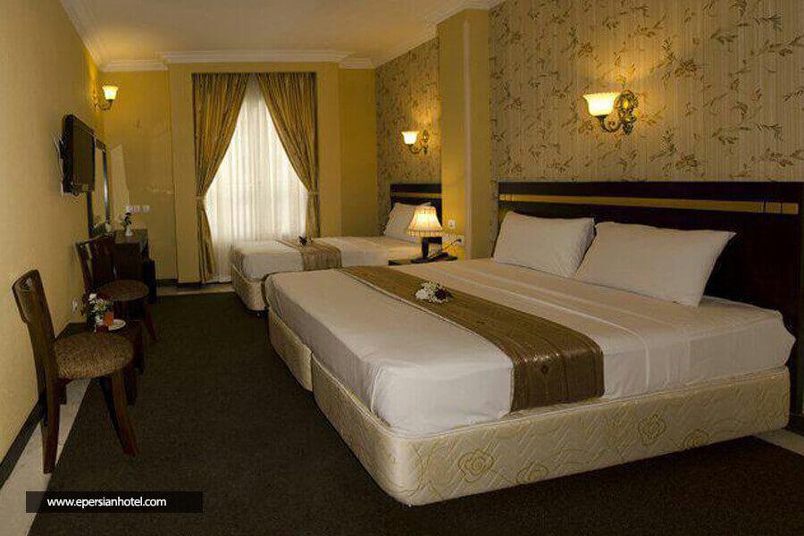 هتل فردیس مشهد اتاق سه تخته