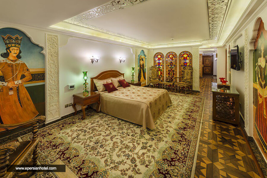 سوئیت قاجاری هتل قصر طلایی