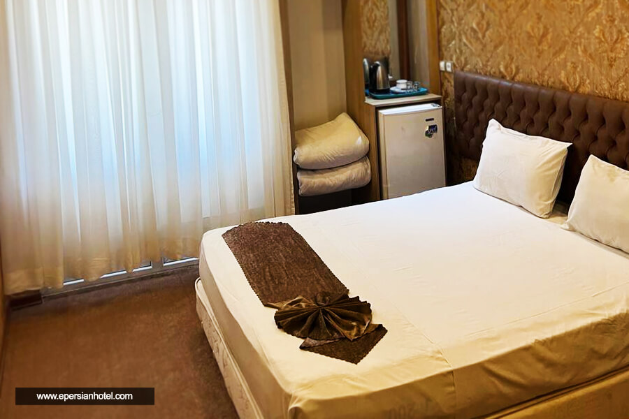 اتاق دو تخته هتل حافظ مشهد