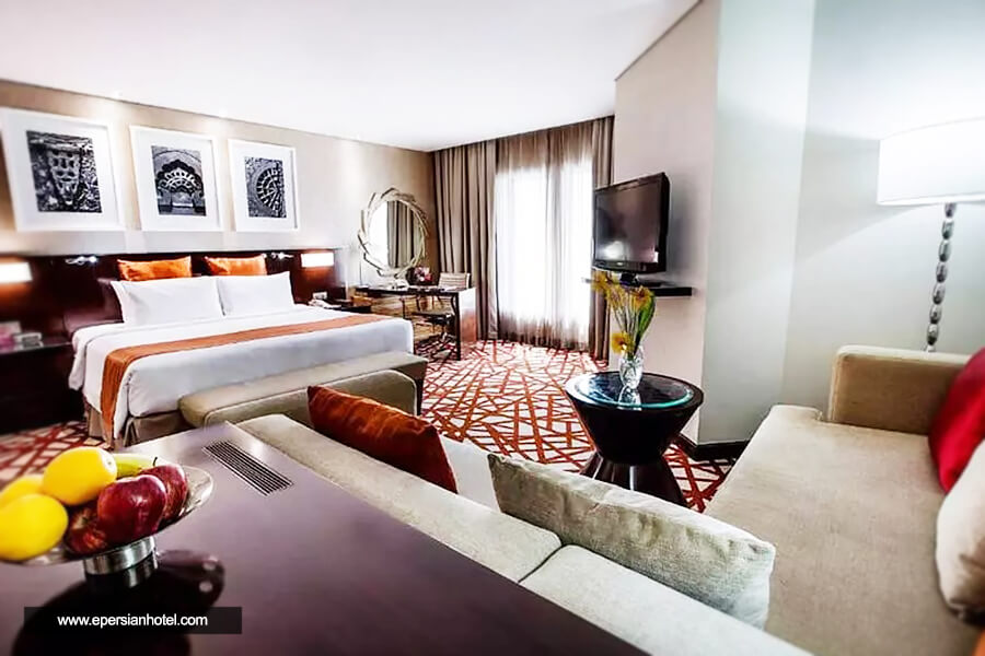 اتاق دو تخته هتل کرون پلازا دیره دبی