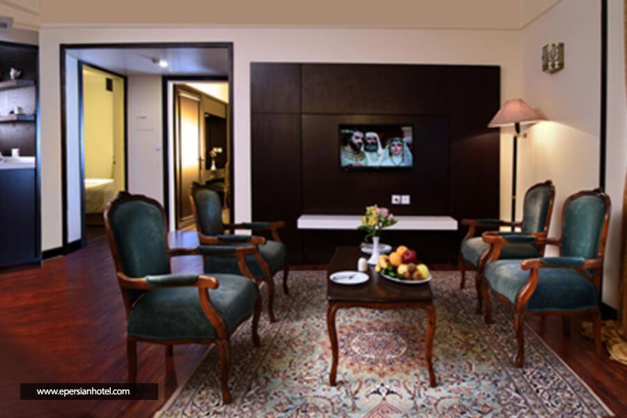 هتل ایران مشهد دو خوابه چهار تخته