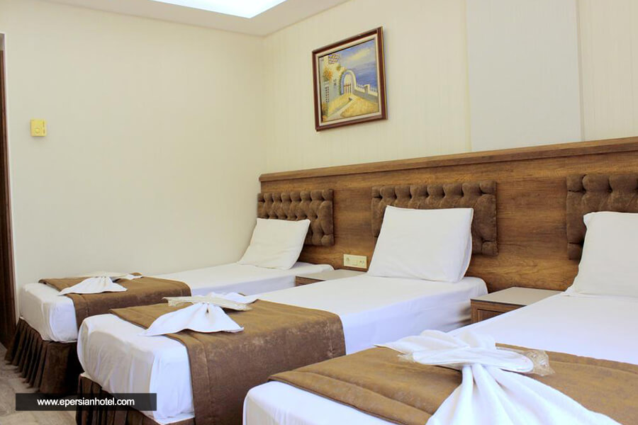 هتل بیوک پاریس استانبول اتاق سه تخته