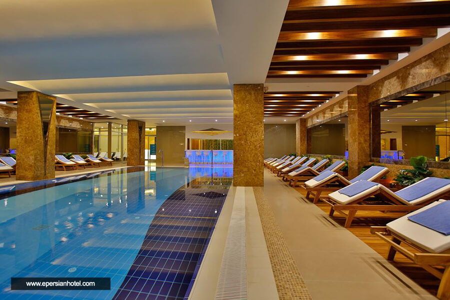 هتل سیلنس اند كونونشن سنتر استانبول استخر