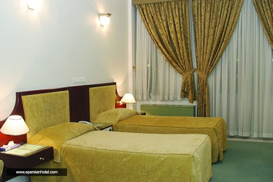 <br />
<b>Notice</b>:  Undefined index: caption in <b>/home/epersian/public_html/epersianhotel/pages/hotel/v2/section/main.php</b> on line <b>118</b><br />
