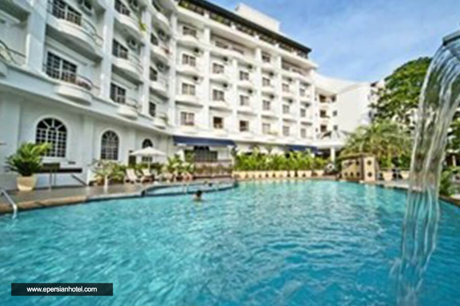 هتل فلامینگو بای د لیک کوالالامپور استخر