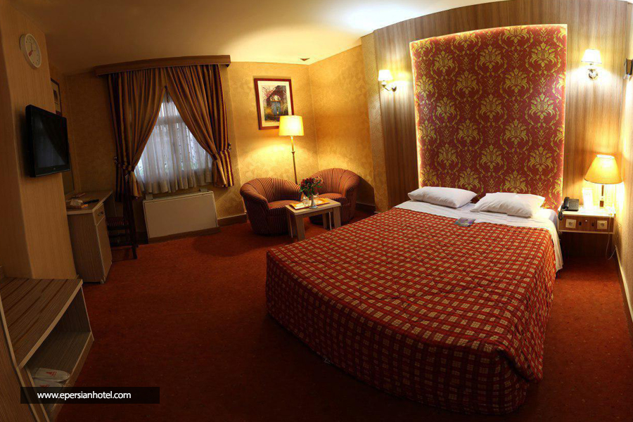 اتاق دوتخته دیگر در هتل عالی قاپو اصفهان