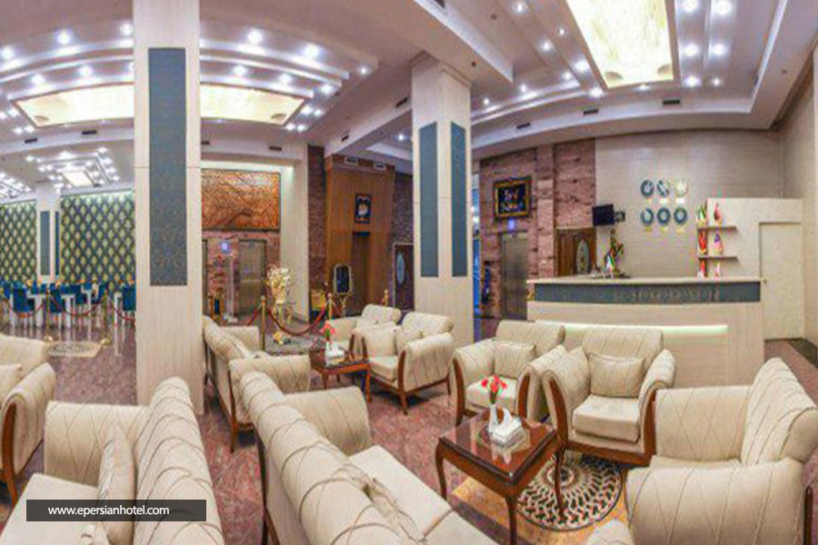 هتل استقلال قم لابی