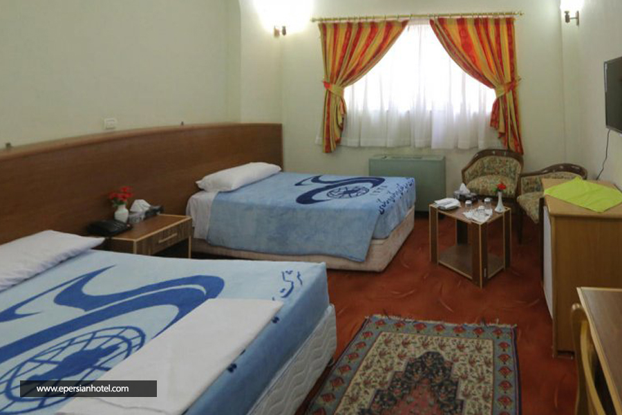هتل جهانگردی ماهان کرمان اتاق