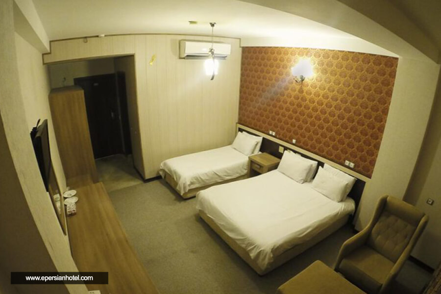 هتل رُیان قائم کیش اتاق سه تخته