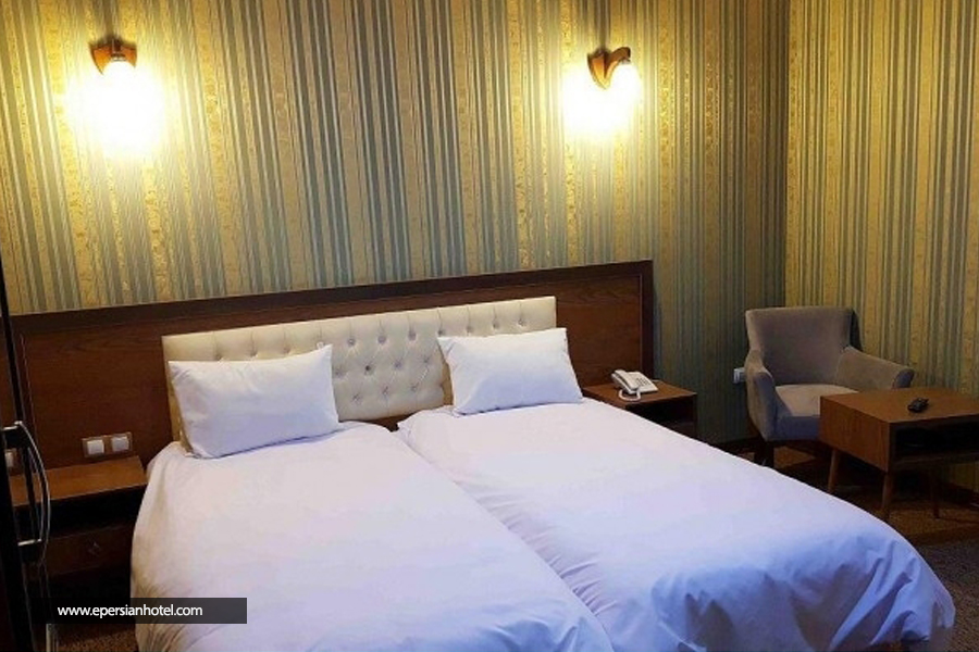 هتل آزادی خرم آباد اتاق دو تخته