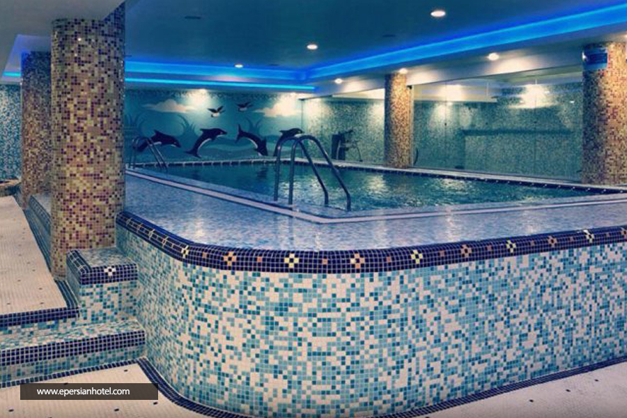 هتل پرسپولیس شیراز استخر