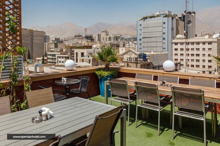 هتل بوتیک طوبی تهران روف گاردن