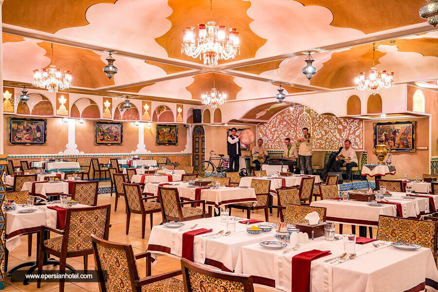 هتل اسپیناس تهران رستوران