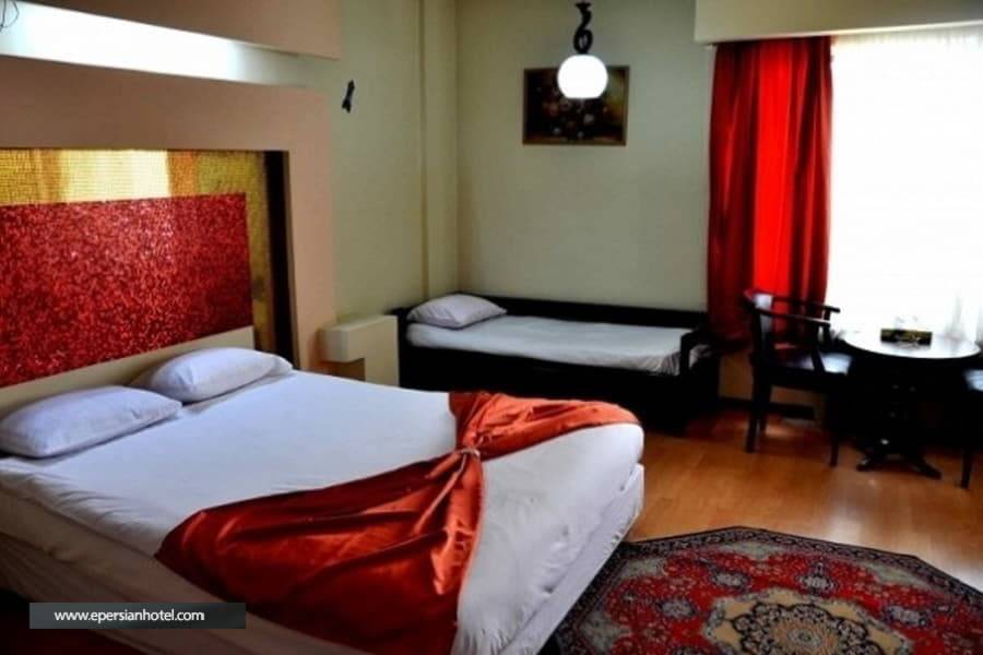 هتل نادری نو تهران اتاق سه تخته