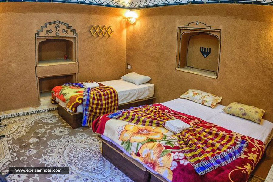 اقامتگاه بومگردی فروردین یزد اتاق سه تخته