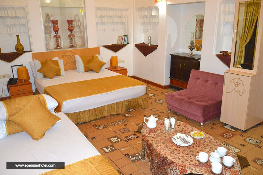 هتل سنتی والی یزد اتاق سه تخته