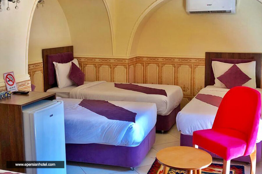 هتل پنج دری شیراز اتاق سه تخته