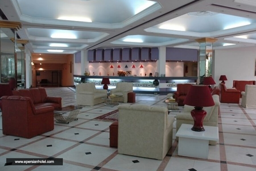 هتل پارسیان آزادی بم لابی