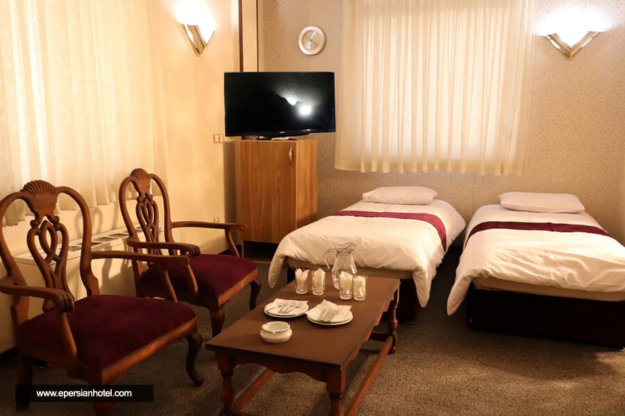 هتل شیراز مشهد اتاق دوتخته