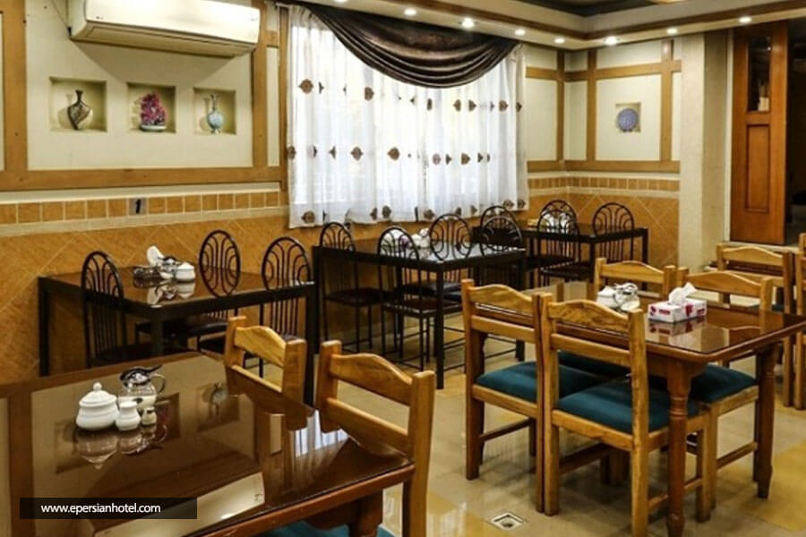 رستوران هتل آناهیتا شیراز