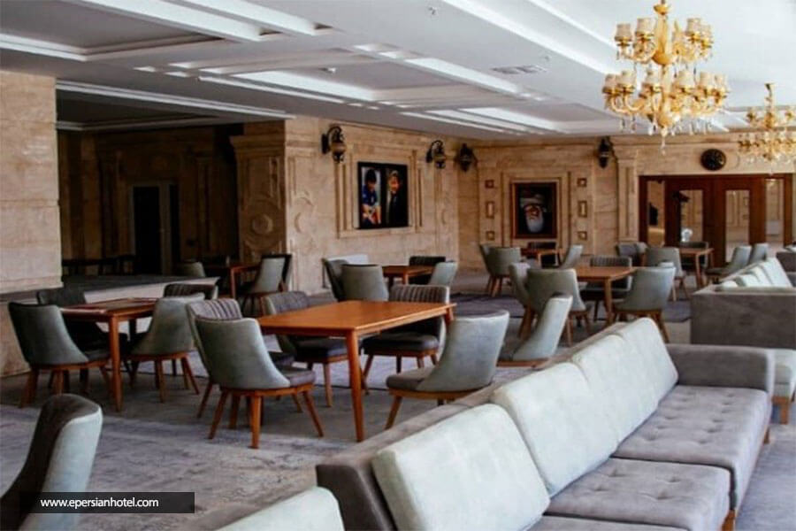 رستوران هتل قصر یازده شیراز