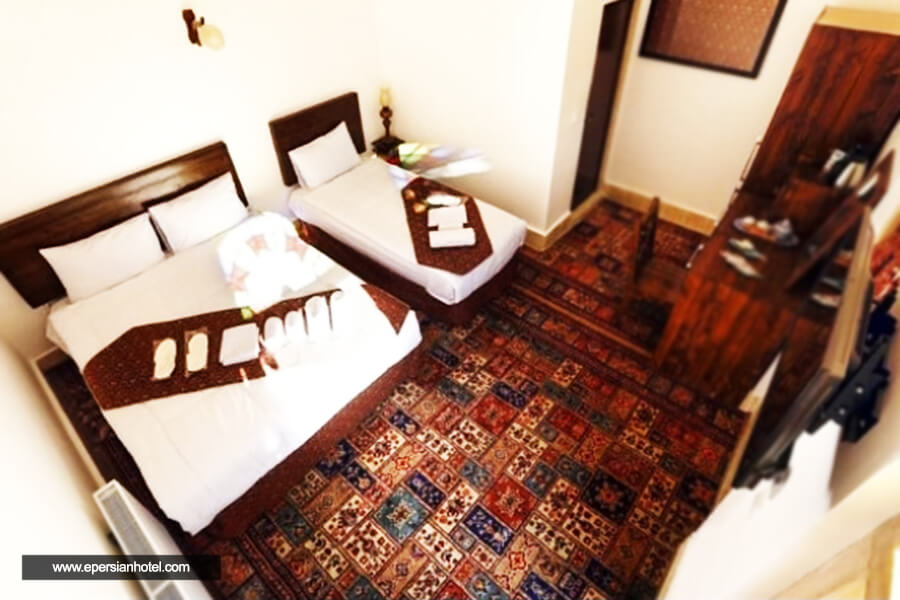 هتل سنتی ترنج یزد اتاق سه تخته