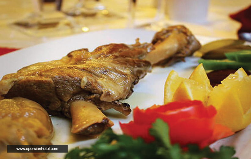 ماهیچه در رستوران آتریوم هتل لوکس درویشی