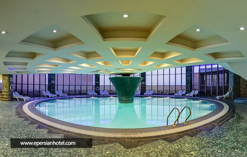 استخر هتل بزرگ شیراز