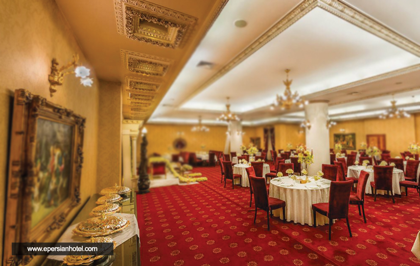 رستوران وی آی پی هتل 5 ستاره قصر طلایی مشهد
