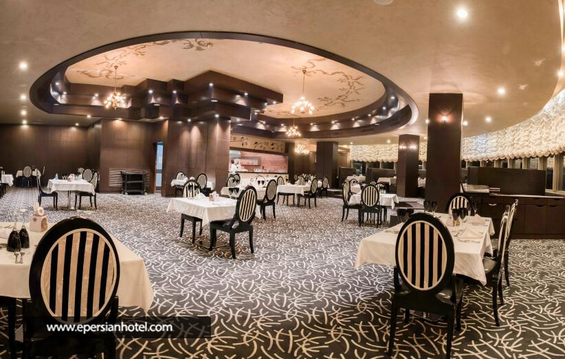 رستوران پانوراما هتل بزرگ شیراز