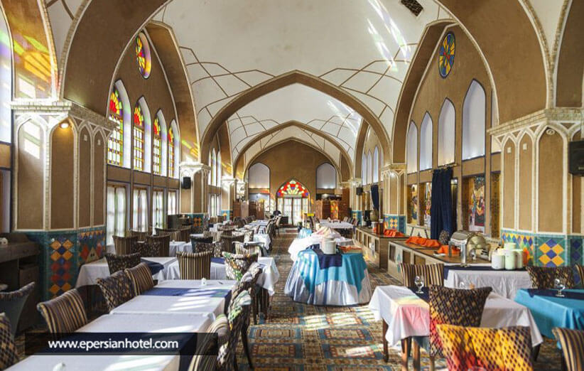 رستوران هتل باغ مشیرالممالک یزد