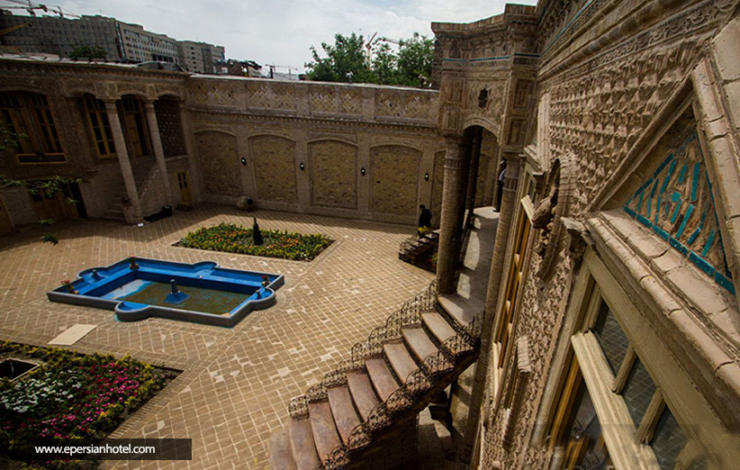  گلونی خانه داروغه مشهد با معماری بی‌نظیرش دیدن دارد‎
