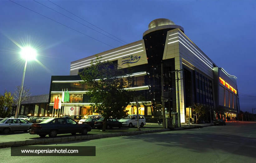 مرکز خرید ویلاژ توریست مشهد