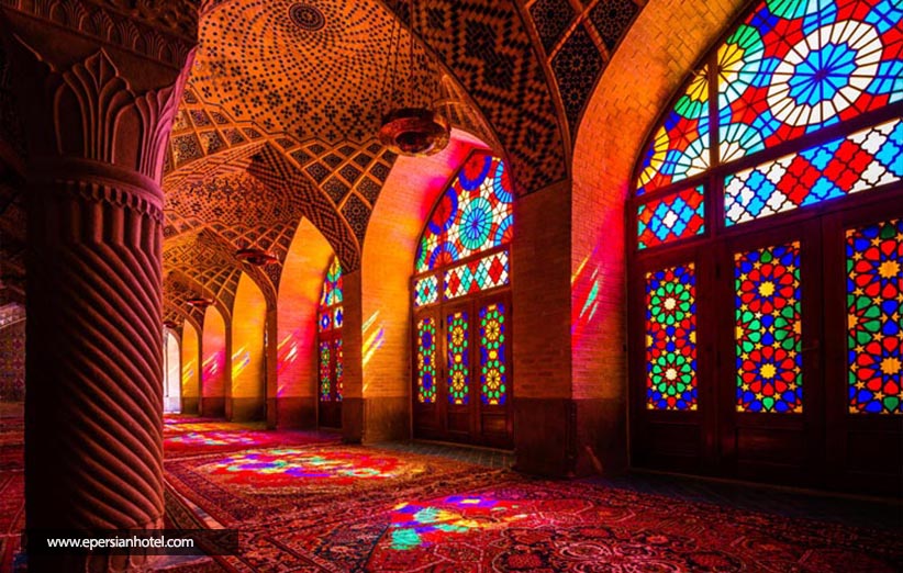 رقص نور در مسجد صورتی شیراز
