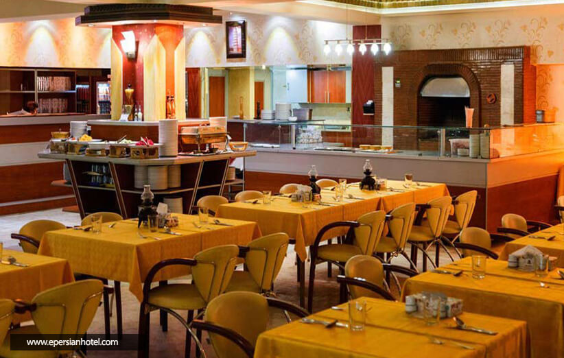 رستوران ونیز هتل عالی قاپو اصفهان