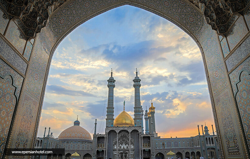 حرم مطهر حضرت معصومه (س)، مظهر زیبایی در دل کویر