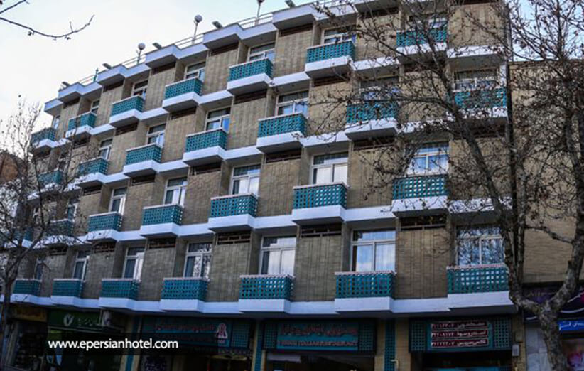 نمای بیرونی هتل پارسیان عالی قاپو اصفهان