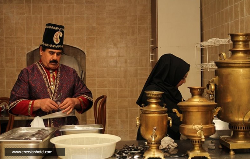بازارچه سنتی و کاروانسرای قدیمی بابا قدرت مشهد 