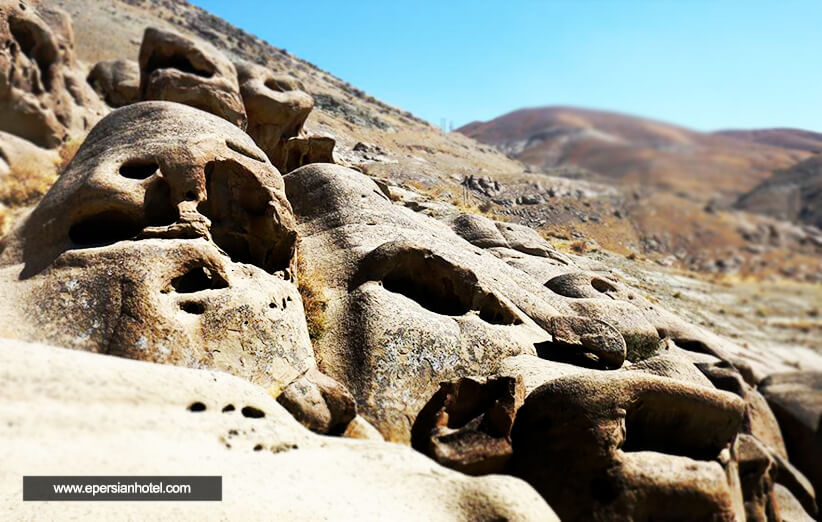 روستای واریش | طبیعتی ناب با آدم های سنگی + عکس