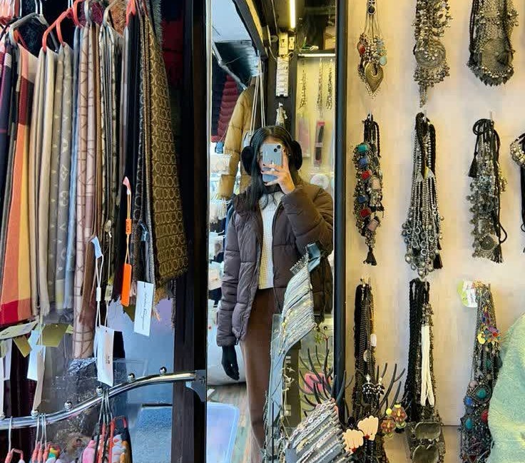 بازار لباس ارزان مشهد : راهنمای کامل خرید اقتصادی در شهر زیارتی
