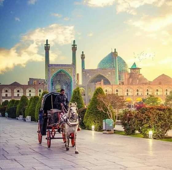 جاهای دیدنی اصفهان ؛ بیست جای دیدنی که حتما باید بری!