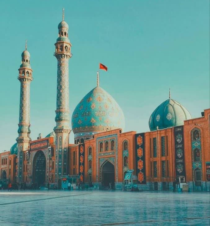 مسجد جمکران قم : یکی از مقدس ترین مساجد ایران
